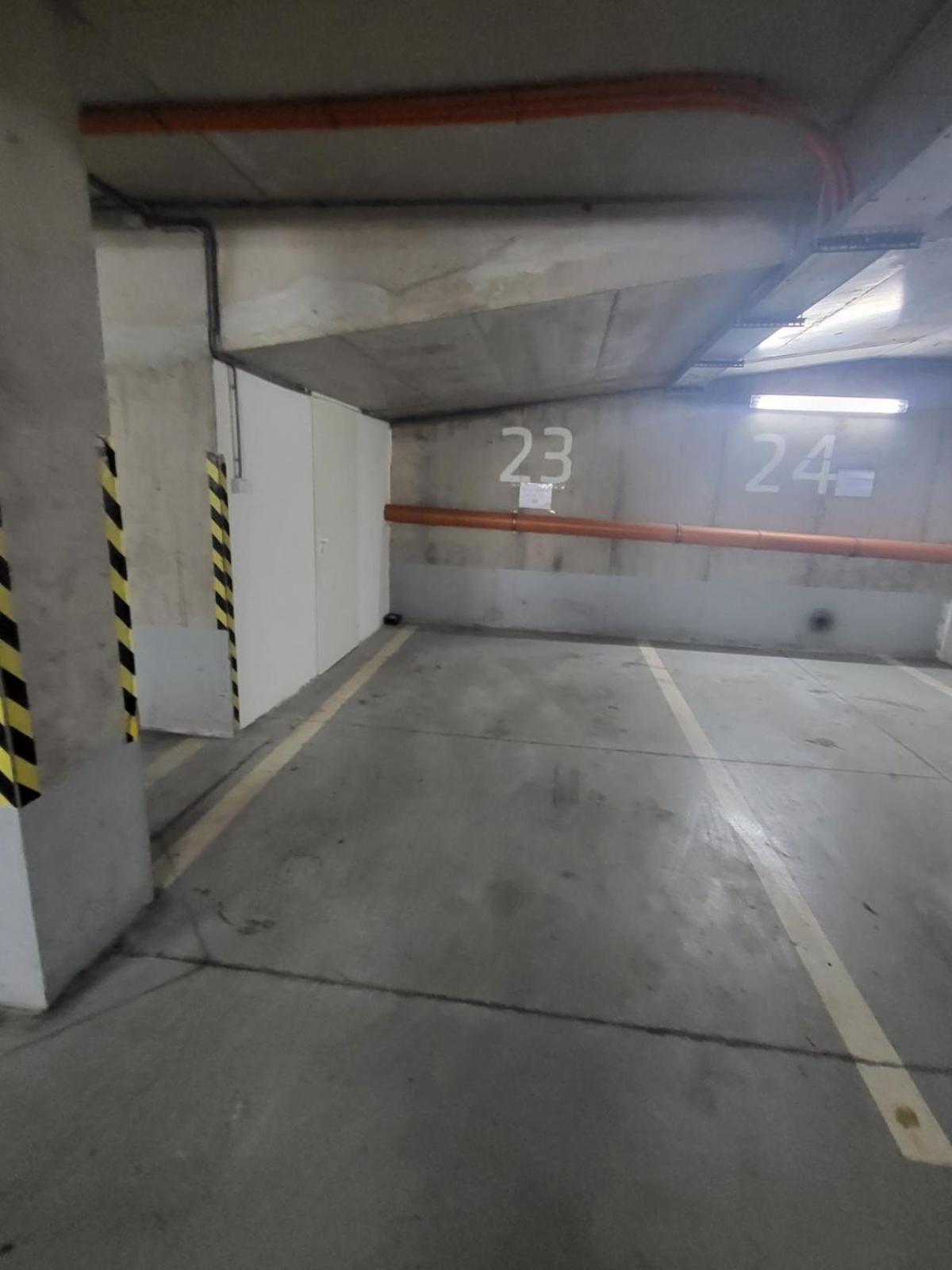 Ferienwohnung Monar Exclusive Center Free Parking In Garage Košice Exterior foto