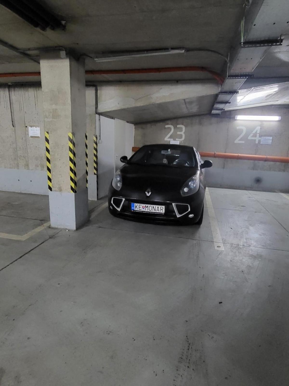Ferienwohnung Monar Exclusive Center Free Parking In Garage Košice Exterior foto